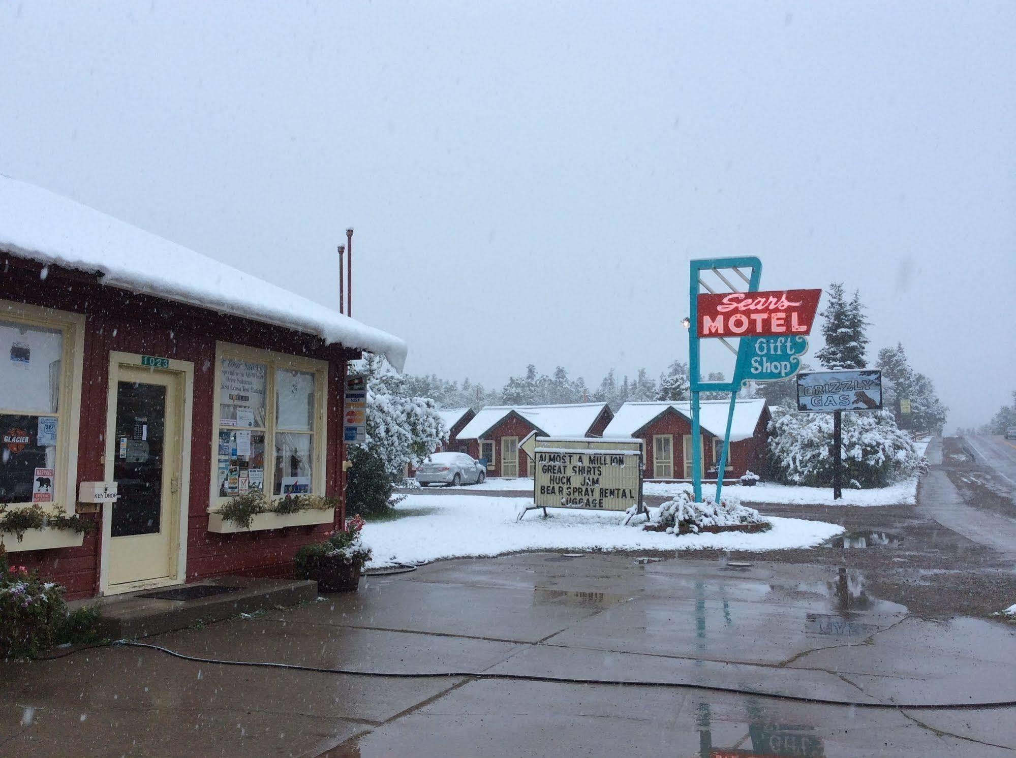 Sears Motel East Glacier Park Village Exterior foto